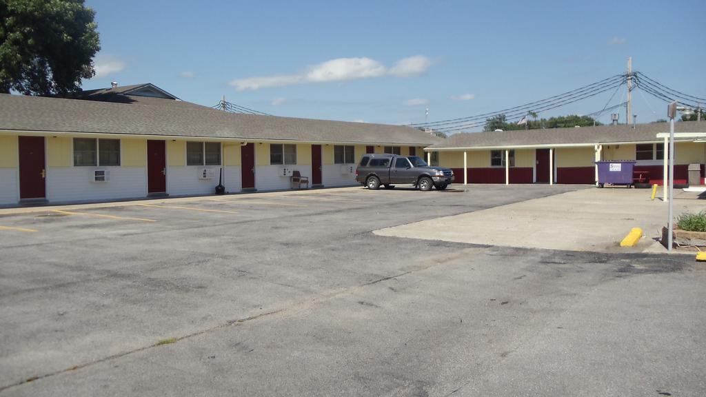 Tall Corn Inn Shenandoah Экстерьер фото